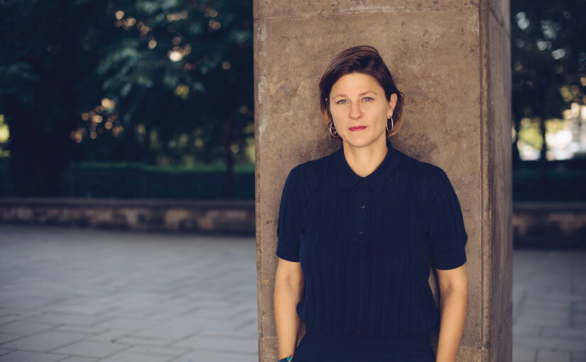 Dita Zipfel «Es ist hell und draußen dreht sich die Welt», Insel